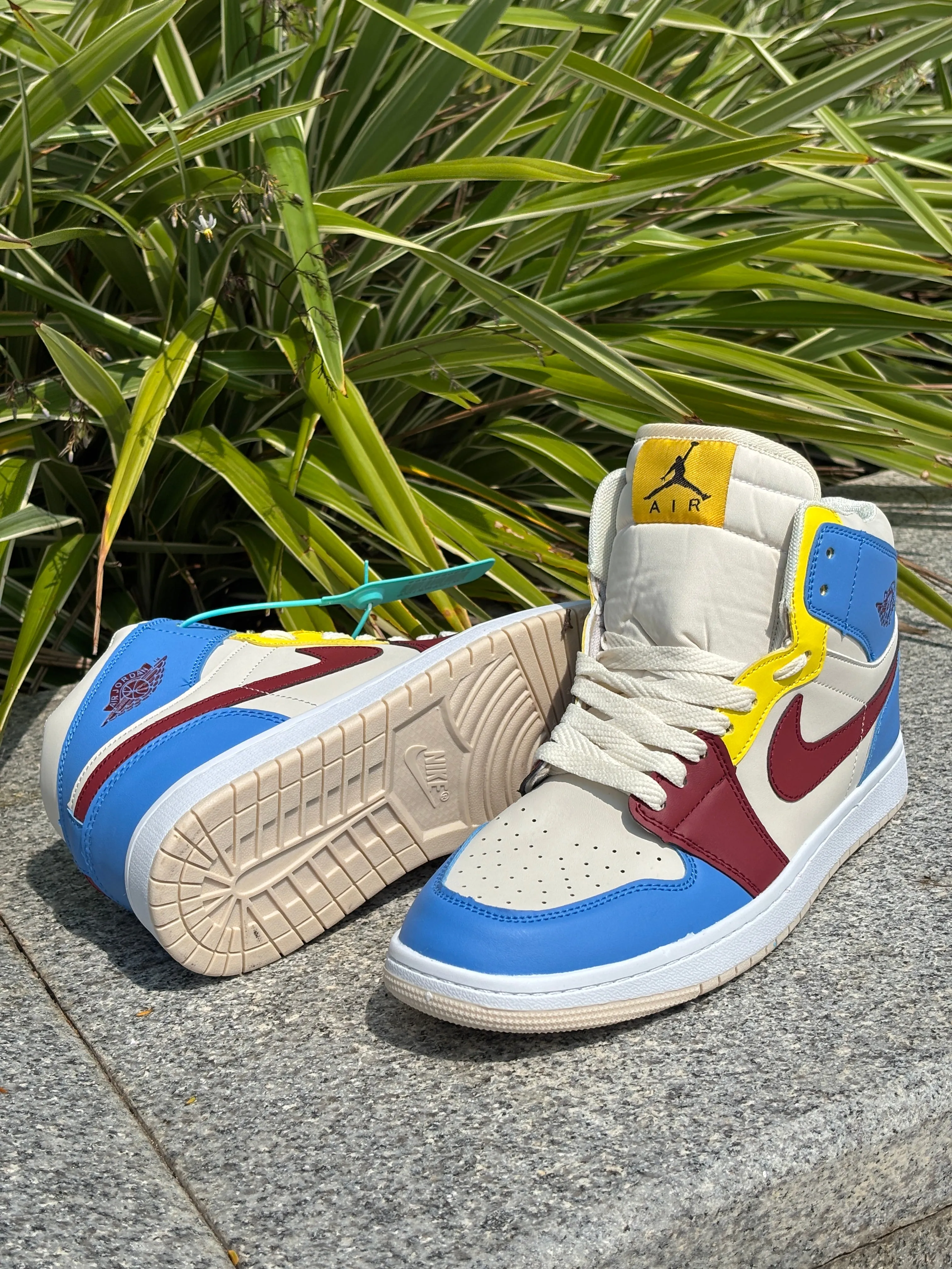 AIR JORDAN 1 HIGH