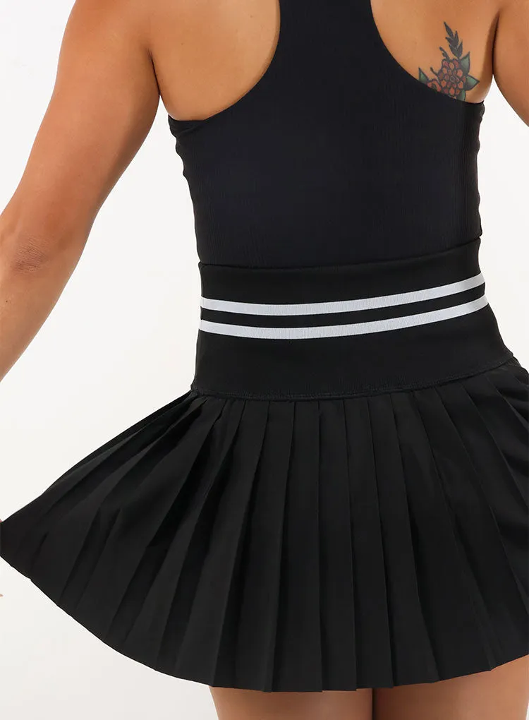 BASELINE SKORT