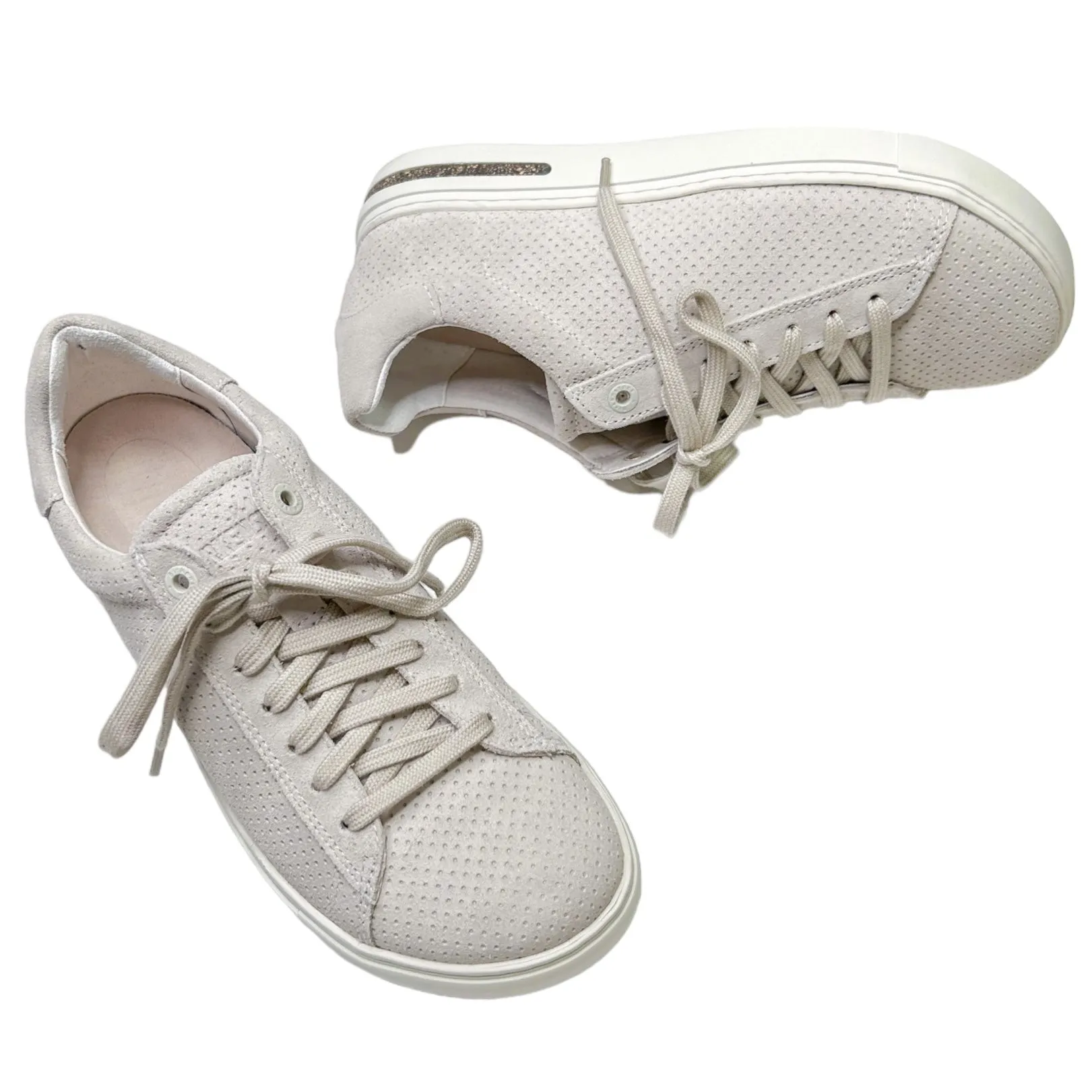 Bend Suede Embossed