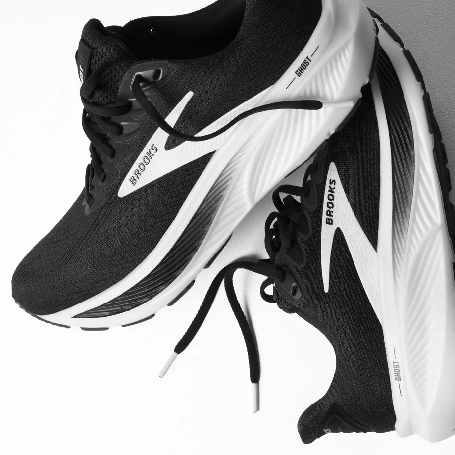Brooks Men's Ghost 17 Dynamic Road Running Sneaker - Black/Grey/White
