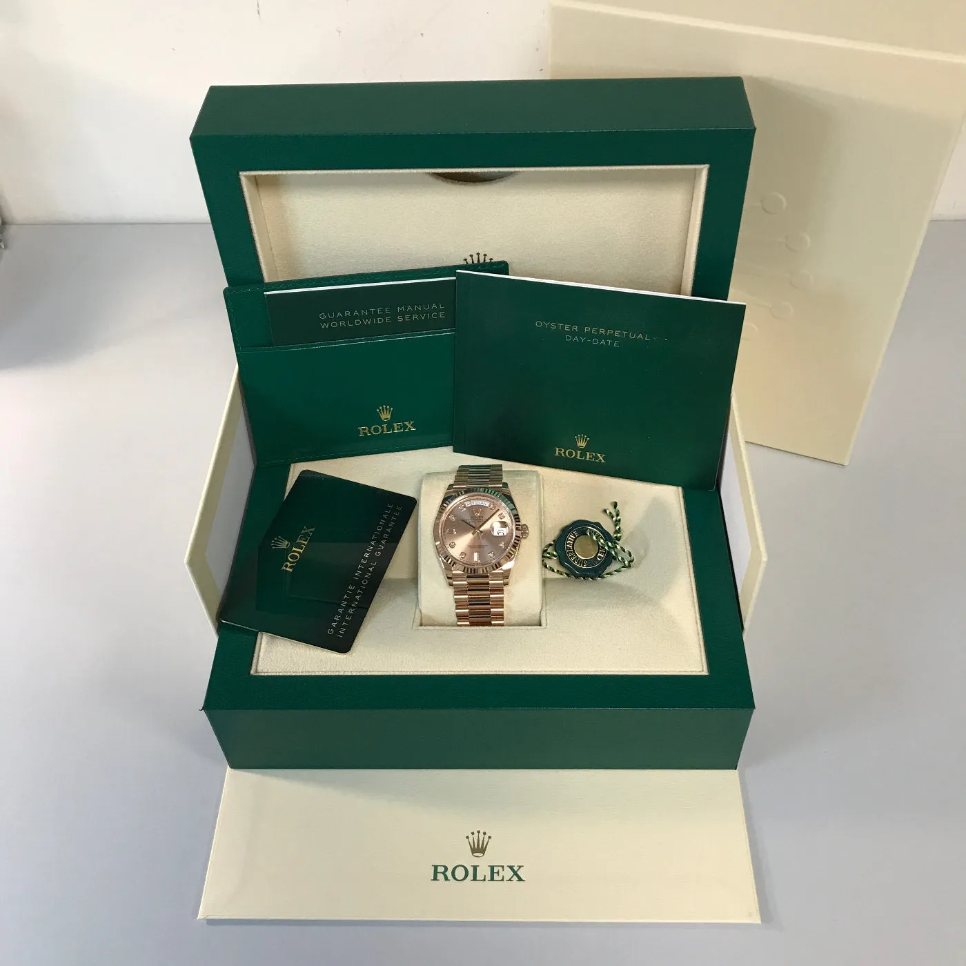 Day-Date 36 Diamond Dial (128235-0009)