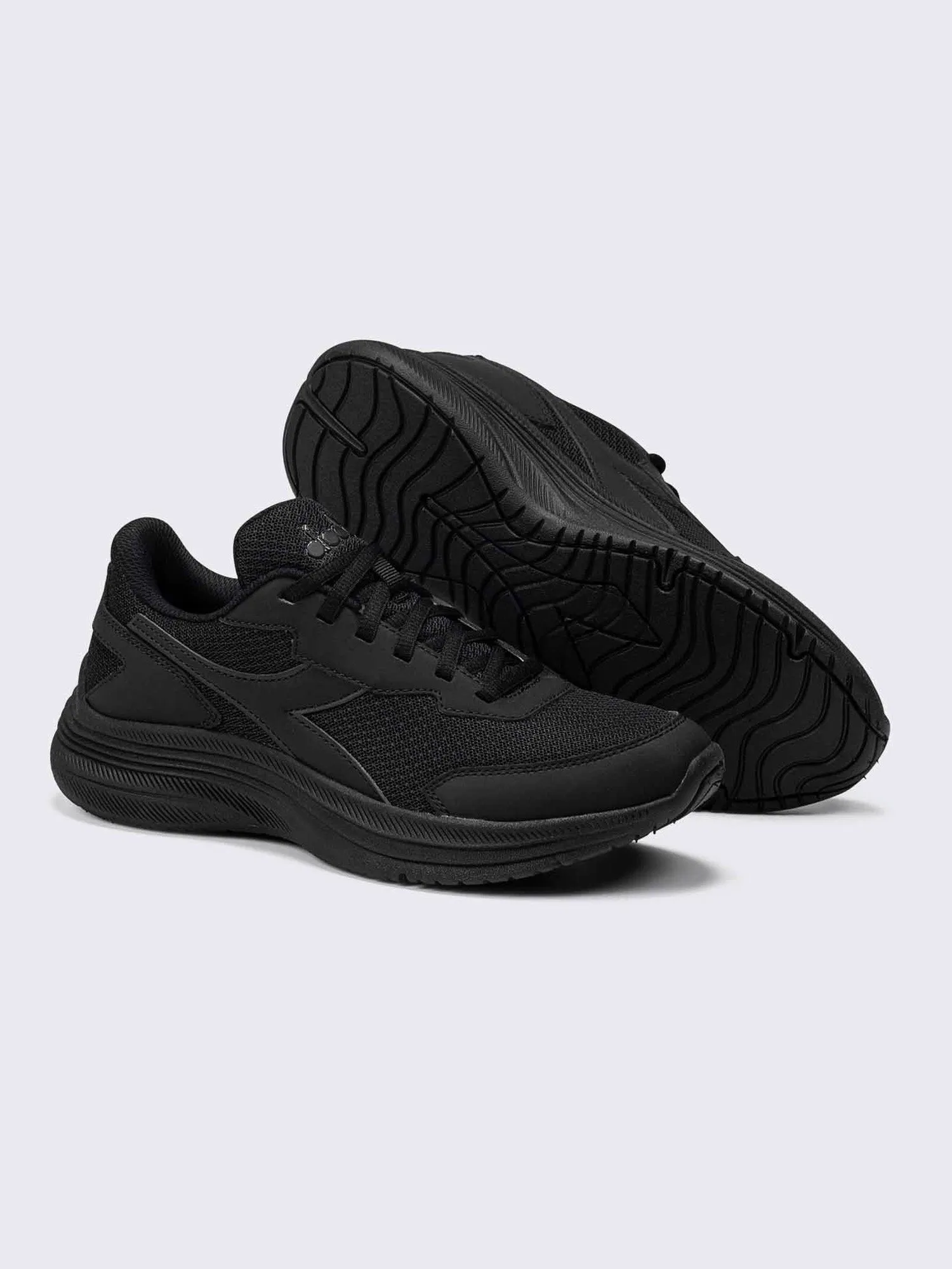 EAGLE 7 W RUNNING SHOES