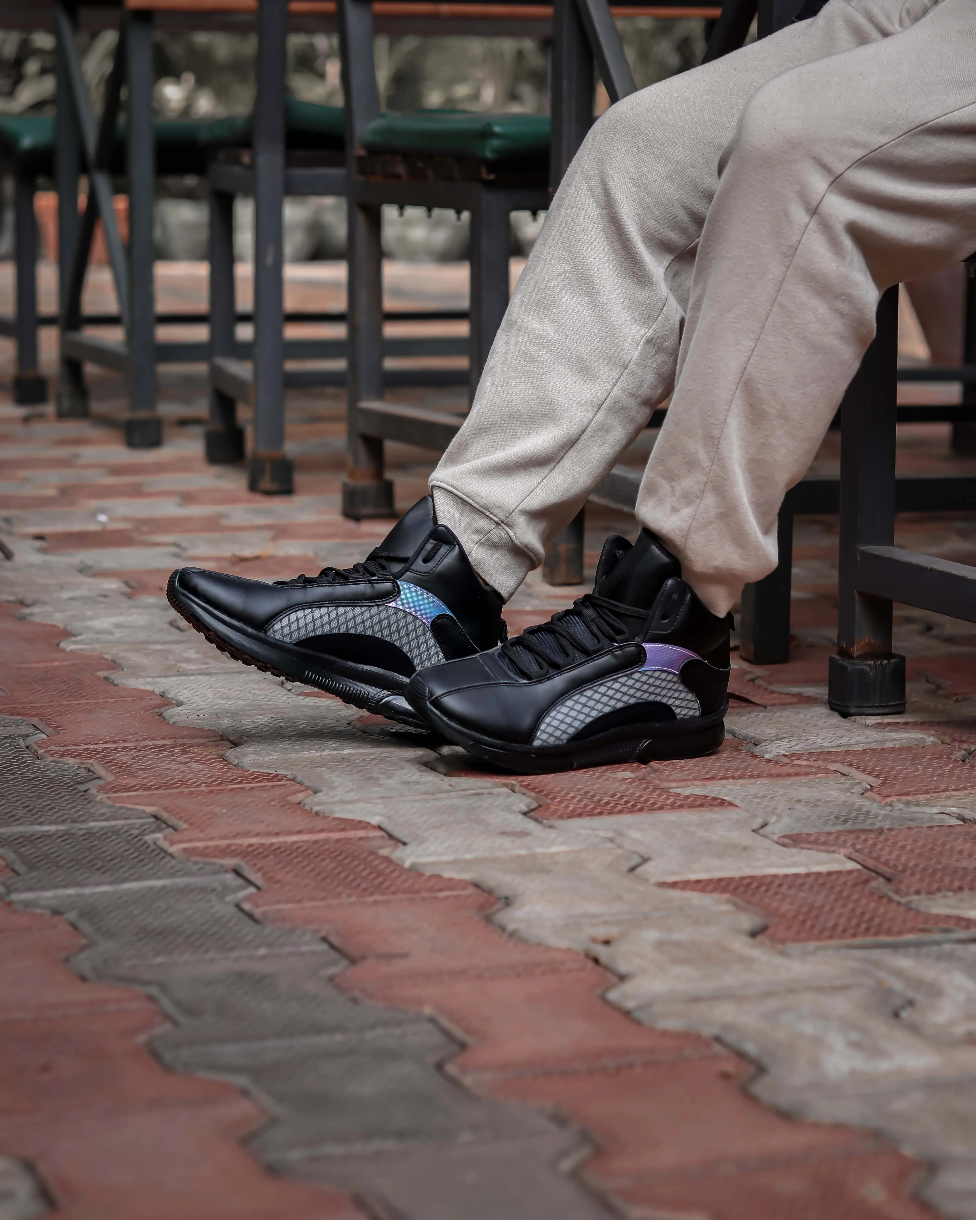 Frolics 35 ( Black )
