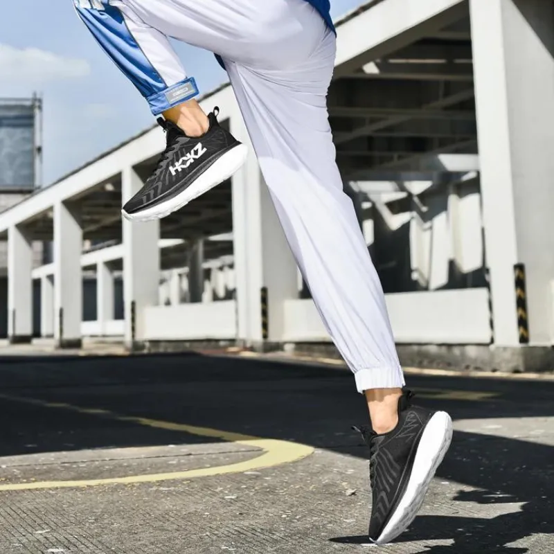Hokz Carbon | Lightweight Running Shoes with Dual Cushioning & Breathable Mesh