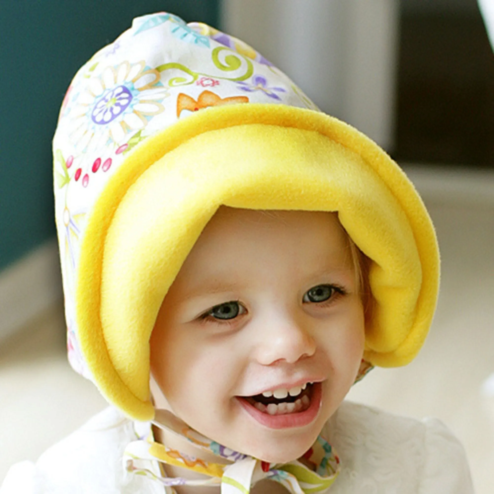 Innobaby Baby Fleece Winter Bonnet – Soft, Warm, and Adjustable Cold-Weather Hat (Ages 6-18M)