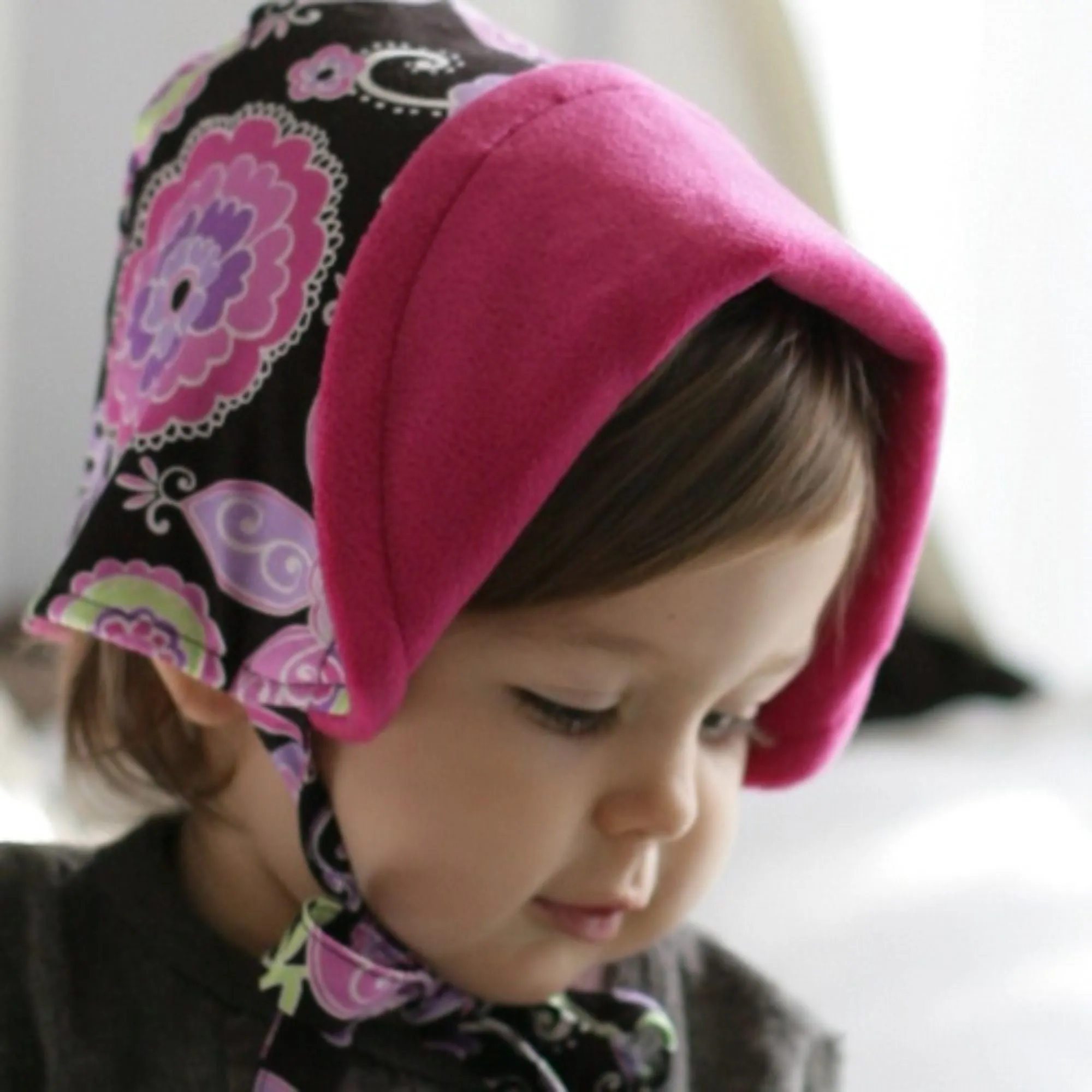 Innobaby Baby Fleece Winter Bonnet – Soft, Warm, and Adjustable Cold-Weather Hat (Ages 6-18M)