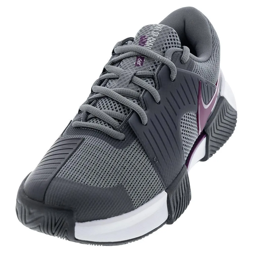 Juniors' Zoom GP Challenge 1 Tennis Shoes Smoke Grey and Sangria