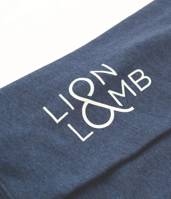 Lion & Lamb – Unisex Fleece Sweatshirt