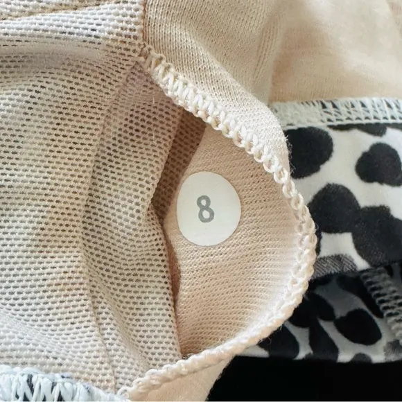 Lululemon 2 Straight Up Sports Bra Ace Spot Dottie Dash White Black Dots Size 8