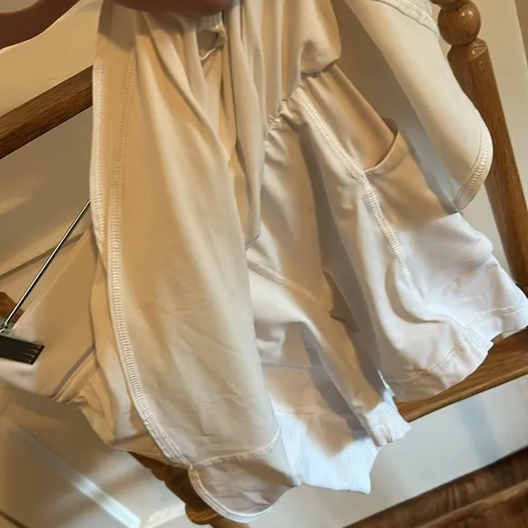 Lululemon White Women's Double Lined Tennis Skirt court revival