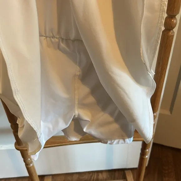 Lululemon White Women's Double Lined Tennis Skirt court revival