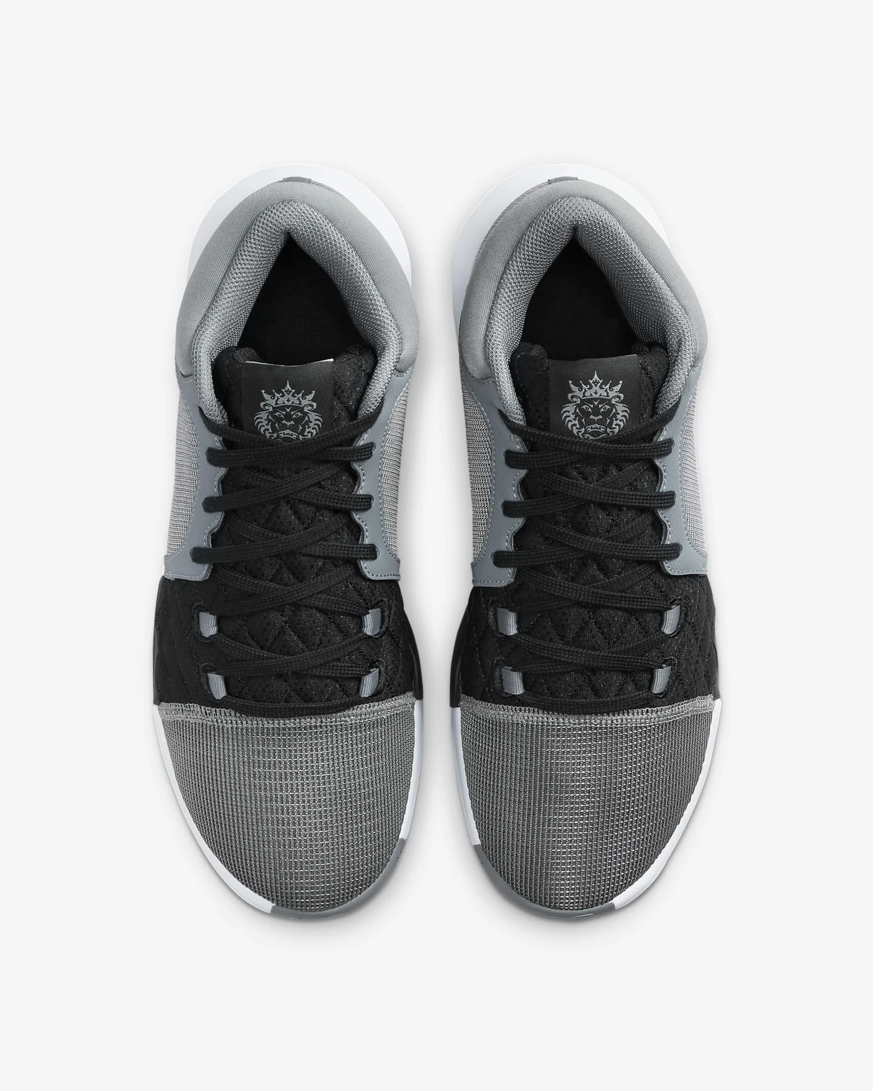 Men's LeBron Witness 8 Basketball Shoes