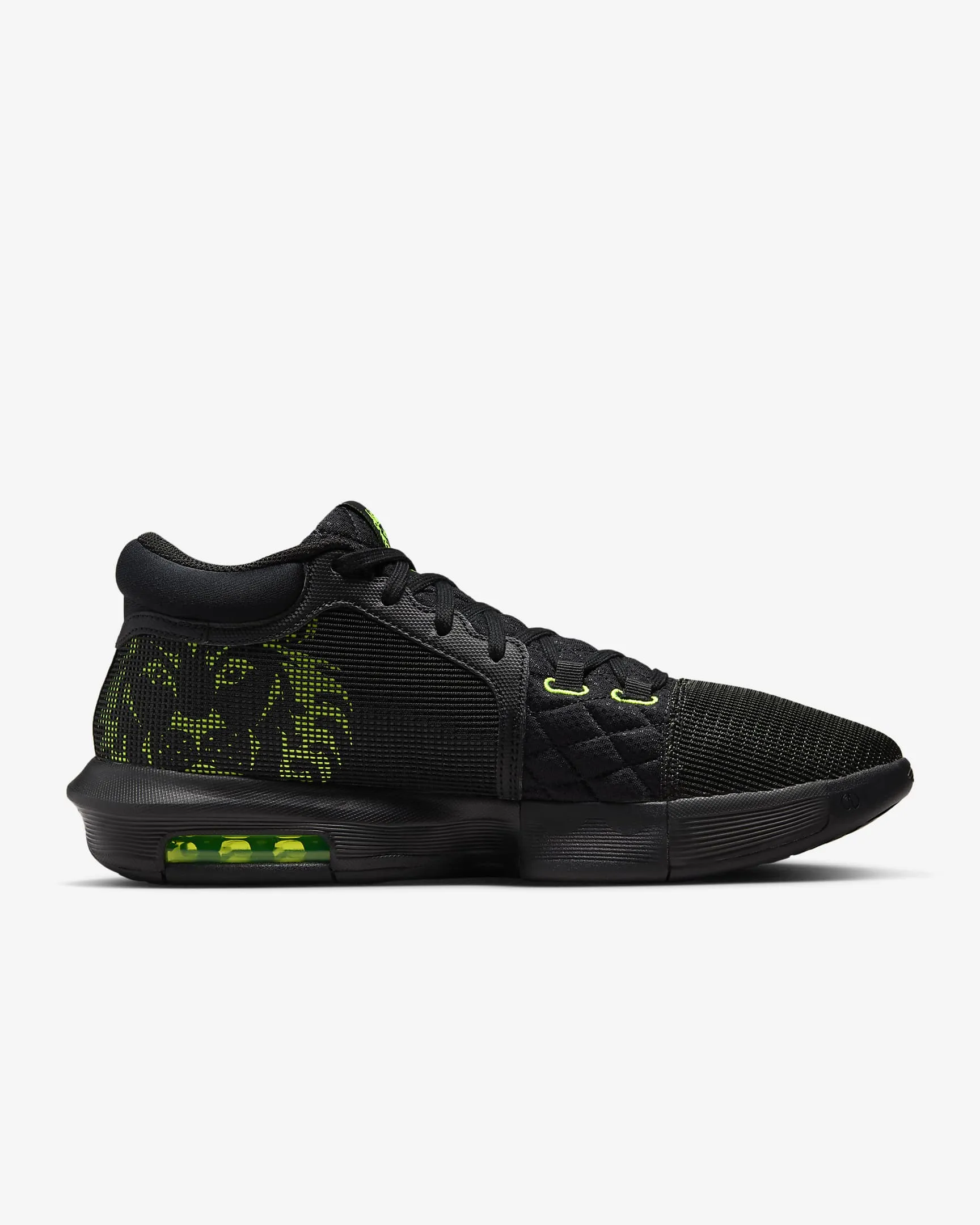 Men's LeBron Witness 8 Basketball Shoes