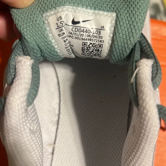🔥🔥NIKE Court Jr. Lite 2 Tennis Shoe