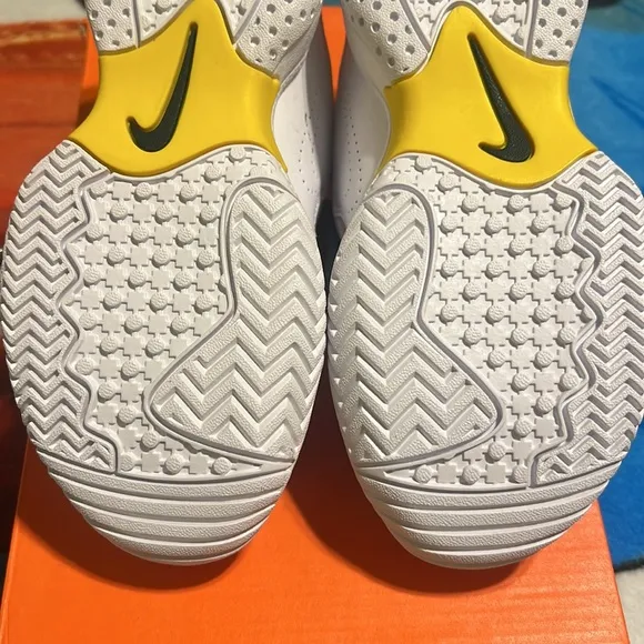 🔥🔥NIKE Court Jr. Lite 2 Tennis Shoe