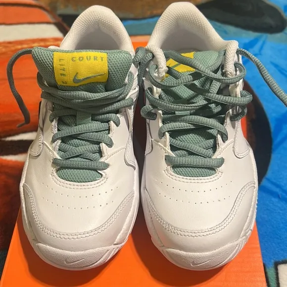 🔥🔥NIKE Court Jr. Lite 2 Tennis Shoe