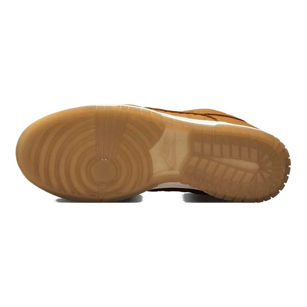 Nike Dunk Low "Quilted Wheat"