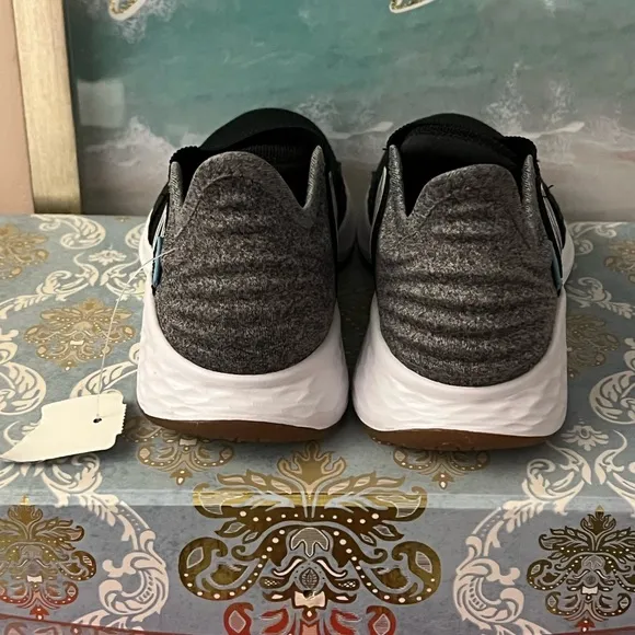 💙NWT NEW BALANCE SNEAKERS💙