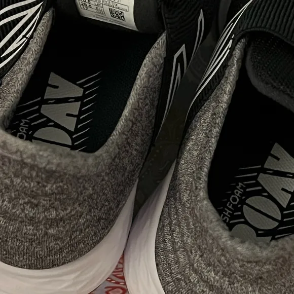 💙NWT NEW BALANCE SNEAKERS💙