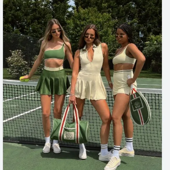 NWT WEWOREWHAT Tennis Club Mini Skort (Size Large)