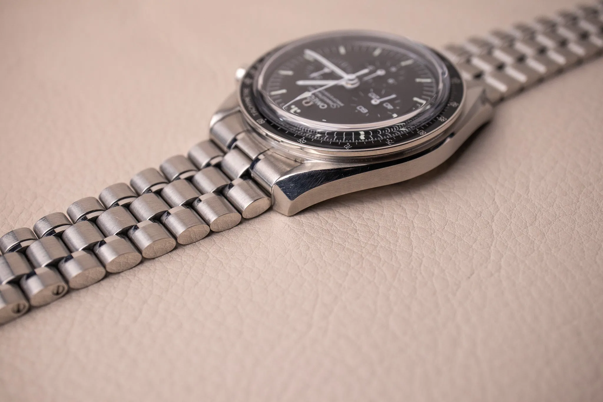 Omega Speedmaster Sapphire Sandwich 310.30.42.50.01.002