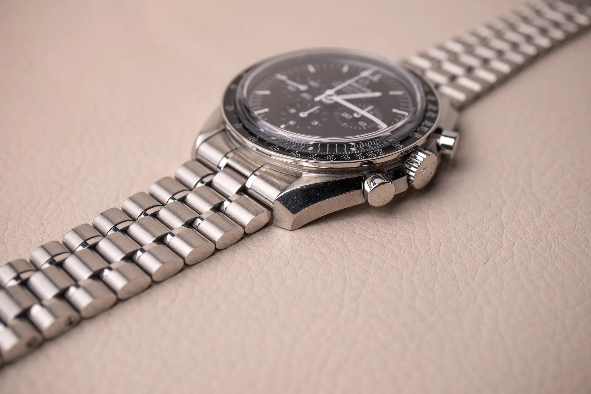Omega Speedmaster Sapphire Sandwich 310.30.42.50.01.002