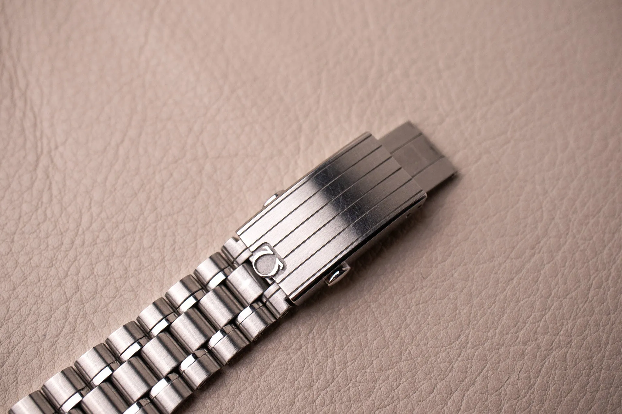 Omega Speedmaster Sapphire Sandwich 310.30.42.50.01.002