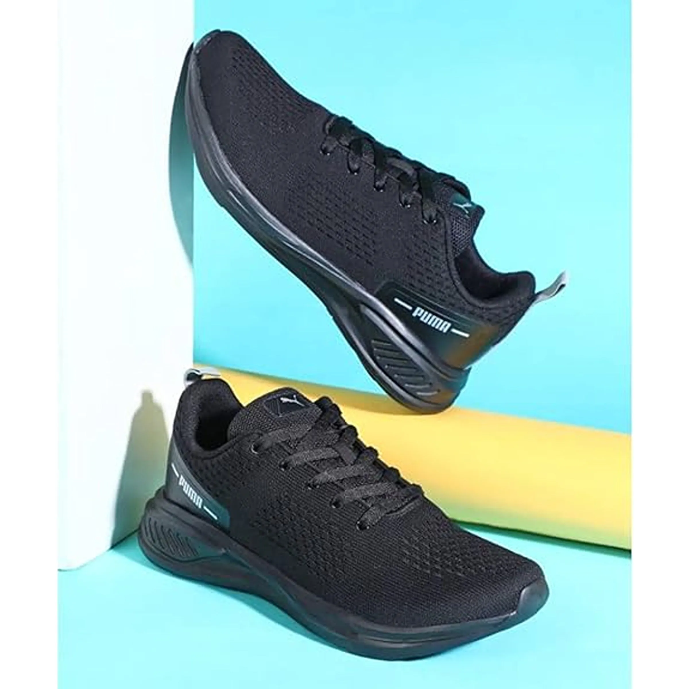 Puma mens Knitrun Running Shoe (31060701)