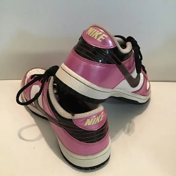 🪀REDUCED NIKE DUNK LOW SPIRIT PINK 1985 DESIGN COLLECTABLE  size 5.5 Youth