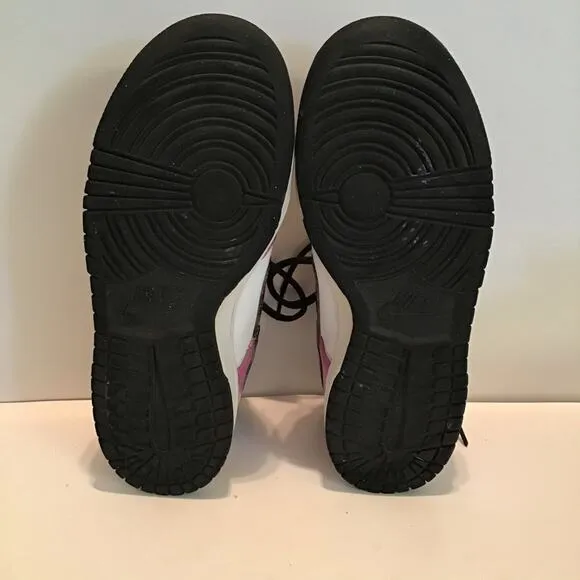 🪀REDUCED NIKE DUNK LOW SPIRIT PINK 1985 DESIGN COLLECTABLE  size 5.5 Youth