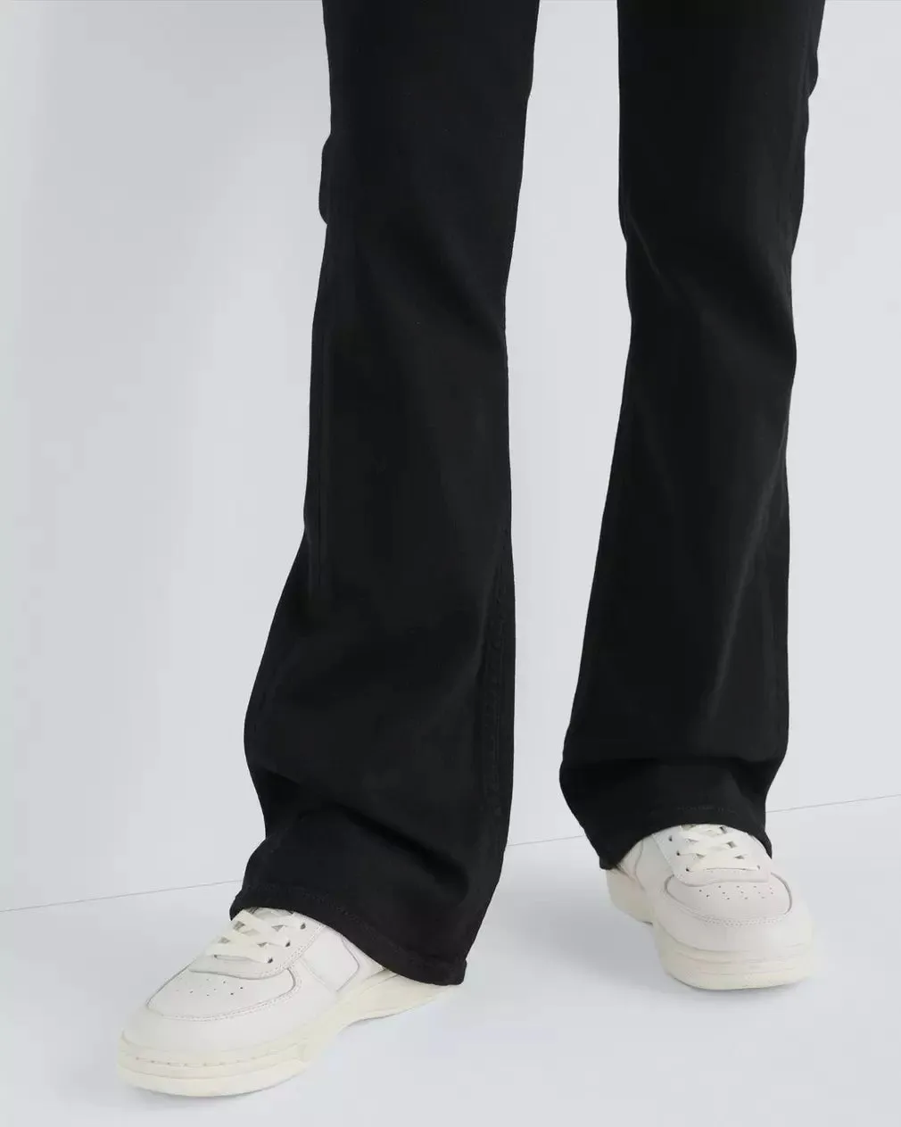 RETRO COURT SNEAKER