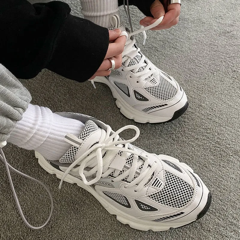 Sneakers Summer Street Style Designer