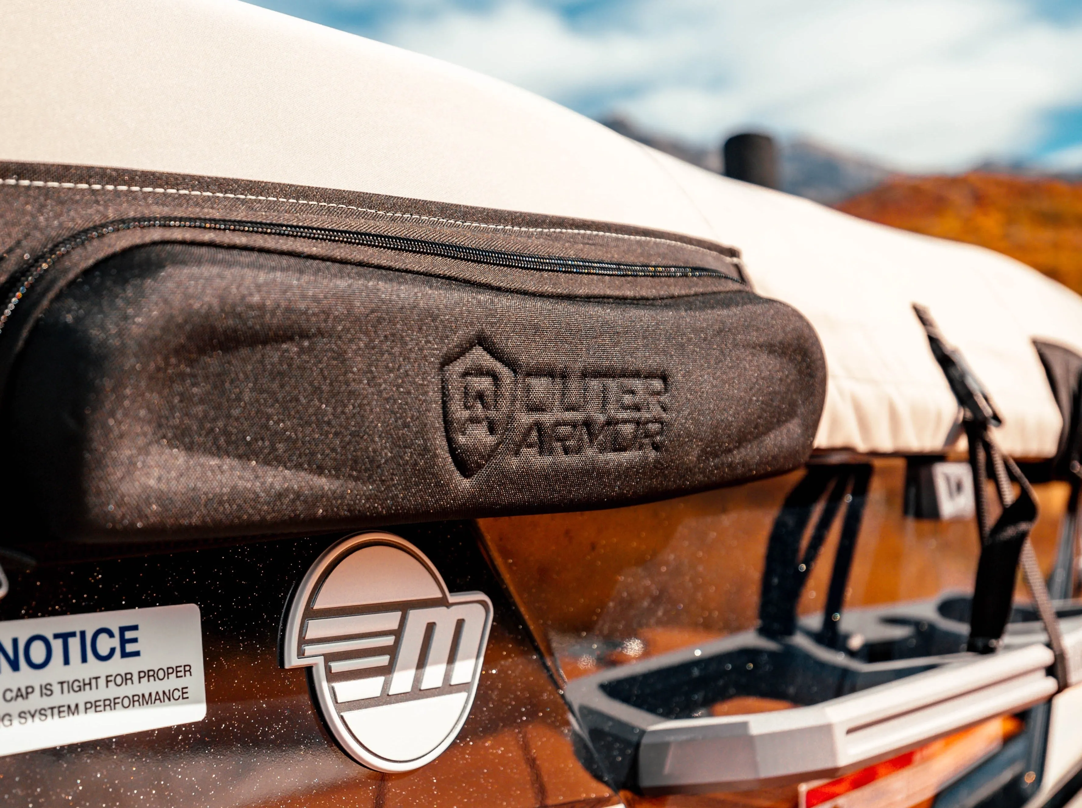 Sunscape/Wakesetter 247 Cover - Illusion X/XS Tower 63"