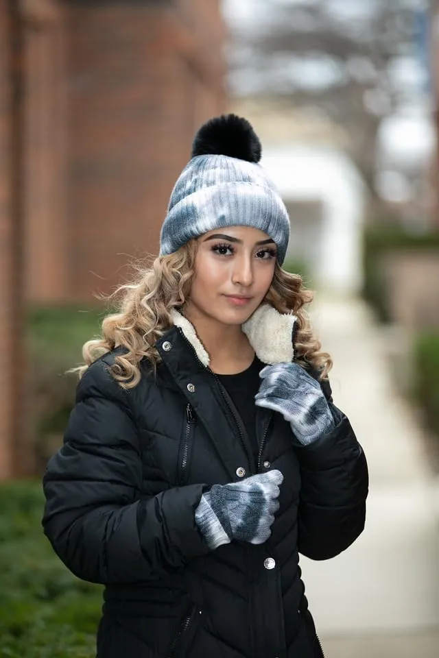 Tie Dye Cable Knit Gloves by Funky Junque