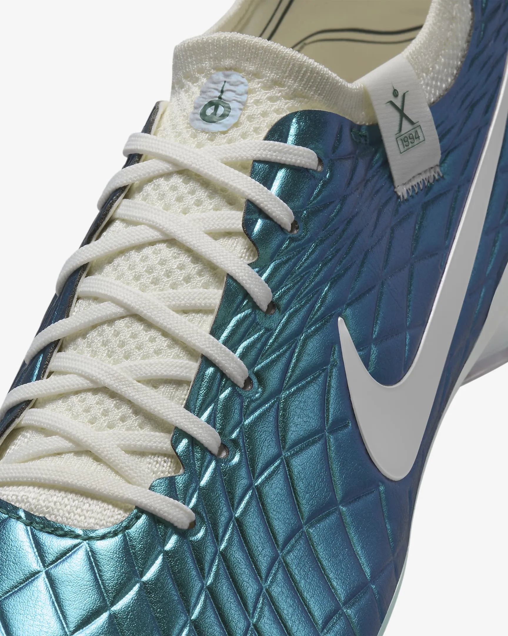 Tiempo Legend 10 Elite 30 FG Emerald