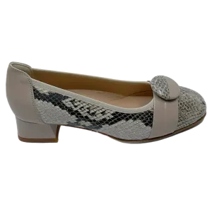 Tina 1072