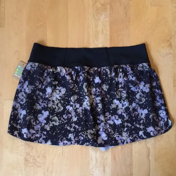 TITLE NINE | Bonded Ultralight Running Skort 13.5&quot;- Napili Print