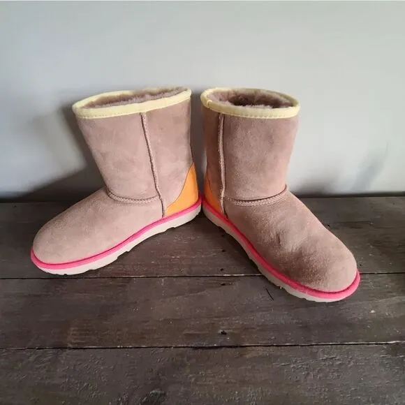 UGG BIG KIDS CLASSIC SHORT II - 1017703K Big Kids size 4, women's EU36 / 6