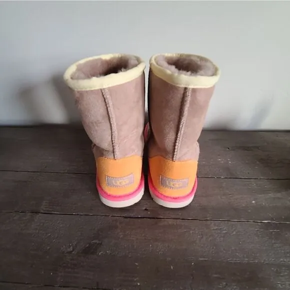 UGG BIG KIDS CLASSIC SHORT II - 1017703K Big Kids size 4, women's EU36 / 6
