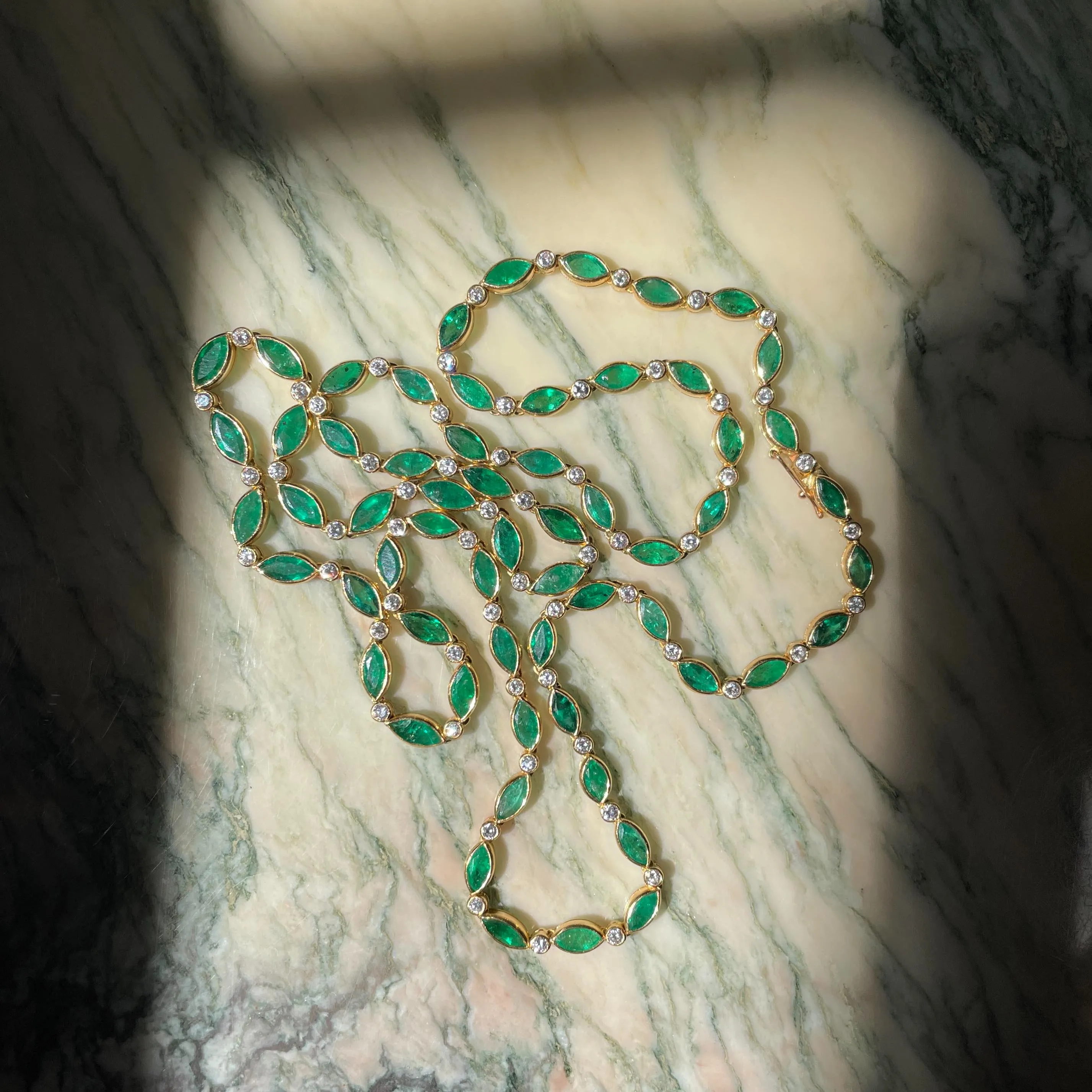 Vintage 18k Emerald   Diamond Tennis Necklace
