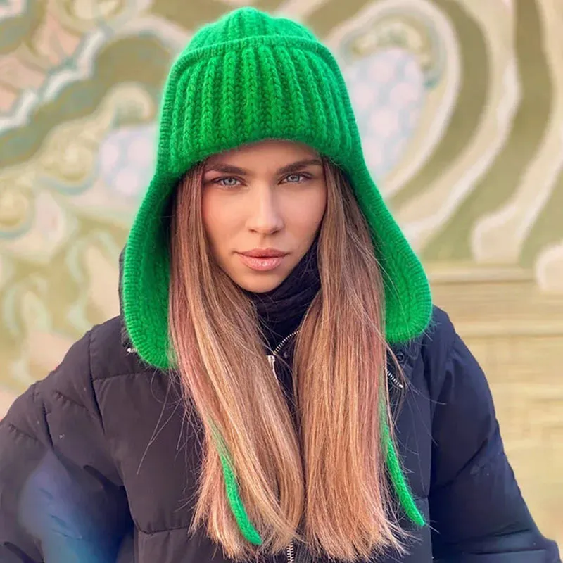 Winter Ladies Knitted Bomber Hat – Cozy Ear Protection for the Cold Season