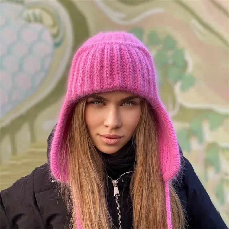 Winter Ladies Knitted Bomber Hat – Cozy Ear Protection for the Cold Season
