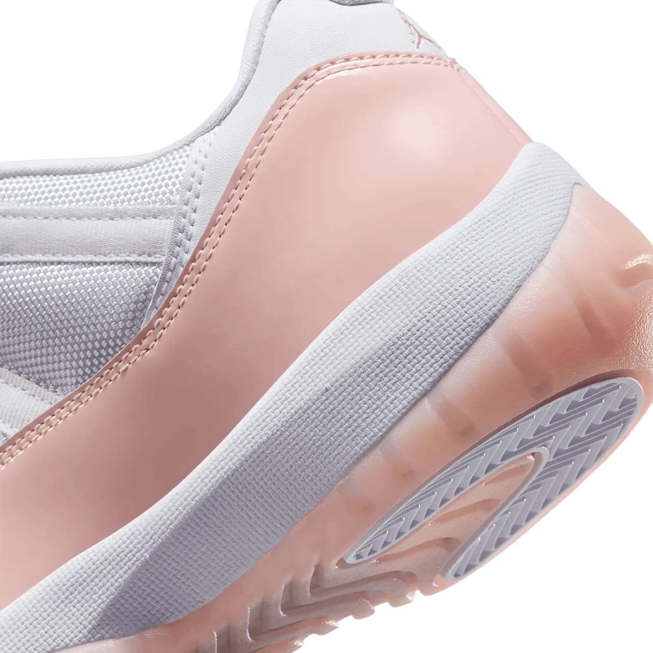 Wmns Air Jordan 11 Retro Low 'Legend Pink'